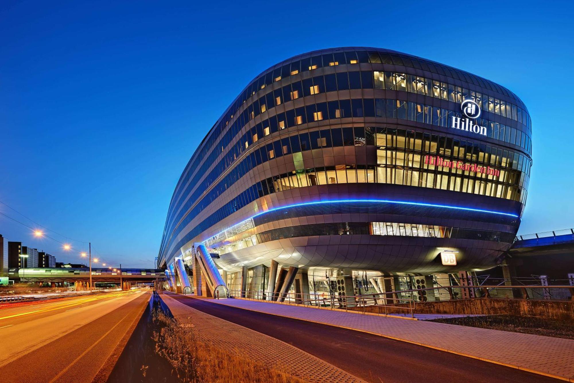 فندق هيلتون مطار فرانكفورت المظهر الخارجي الصورة